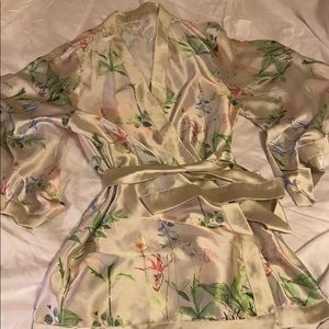 WORLD MARKET ROBE $10! Only worn 1x only